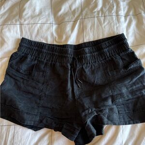Athleta Women's Black Linen  Shorts